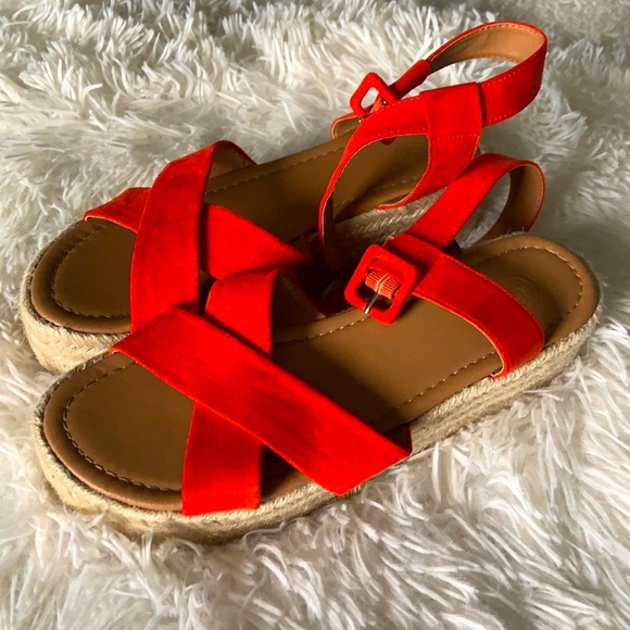 Urban Outfitters platform heels size 7 - Picture 6 of 6